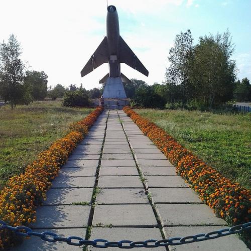 Фото Пам'ятник льотчику Івану Ничипоровичу Степаненку