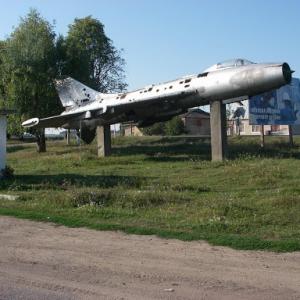 Фото Су-7Б (пам'ятник, Винищувач-бомбардувальник)