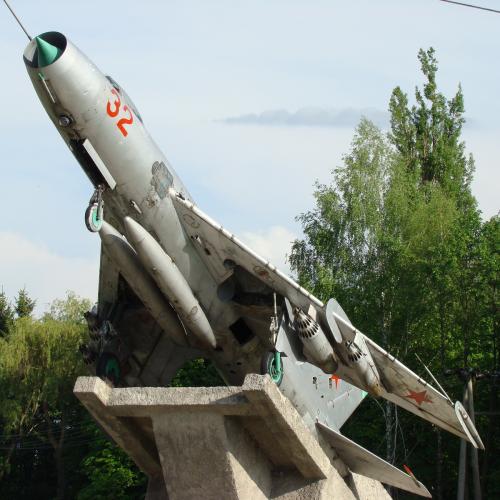 Фото Су-7БМ (пам'ятник, Винищувач-бомбардувальник)
