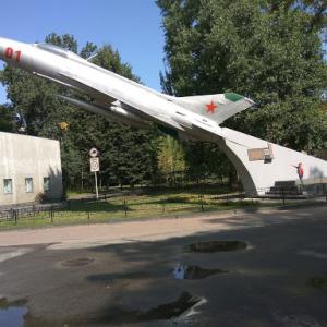 Фото МіГ-21Ф (пам'ятник, Винищувач)