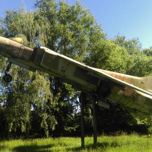 Фото МіГ-23М (пам'ятник, Винищувач)