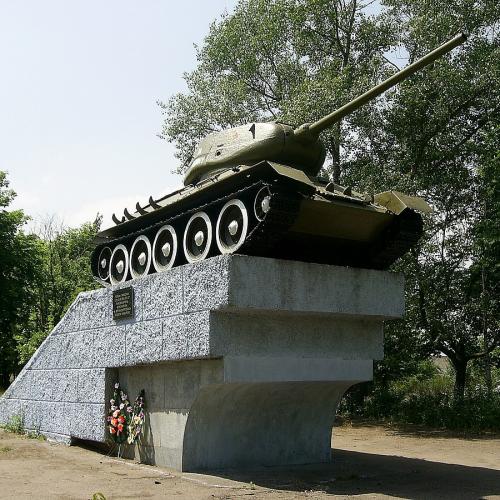 Фото Т-34-85 (пам'ятник, Танк)