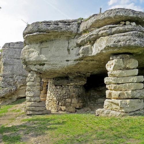 Фото Давньослов'янський печерний храм, XI—XII ст