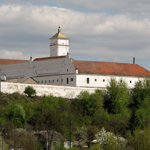 Фото Бернардинський монастир. Нині тюрма