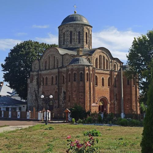 Фото Свято-Василівський собор 1190 р