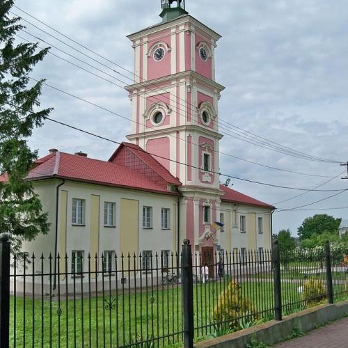 Фото Ратуша частина колишнього комплексу Домініканського монастиря