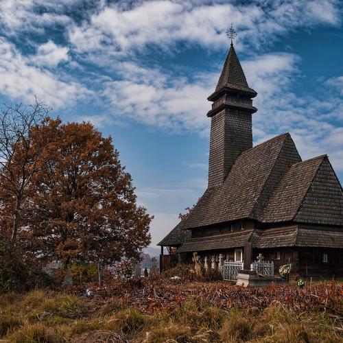 Фото Верхня Миколаївська церква 1428 року, одна із найстаріших дерев'яних церков усієї України.