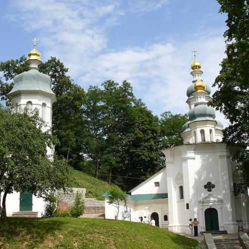 Фото Антонієві печери та Іллінська церква