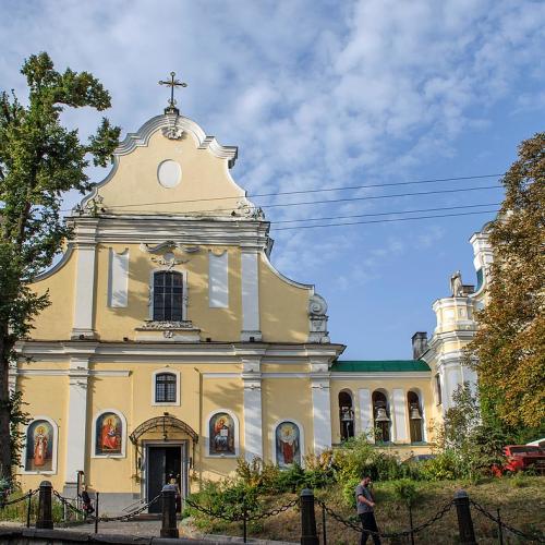 Фото Колишній костел святого Миколая. Збуд 1745р. бароко