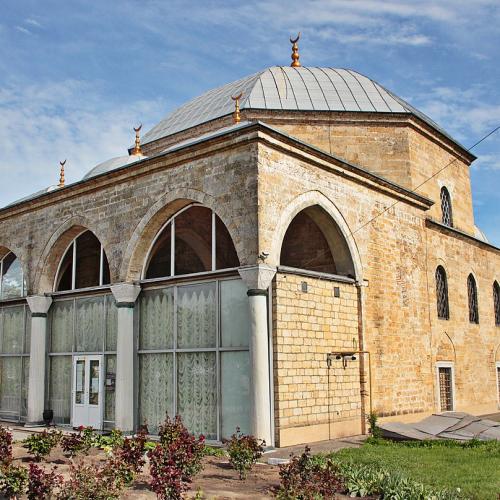 Фото Мала мечеть. (Хресто-Воздвиженська церква  XV—XVI ст)