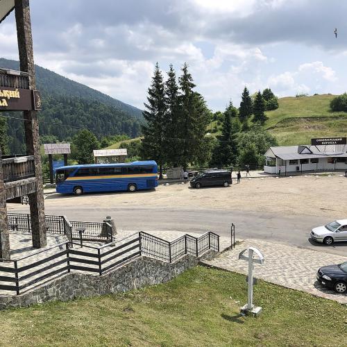 Фото Оглядовий майданчик на Синевірському перевалі