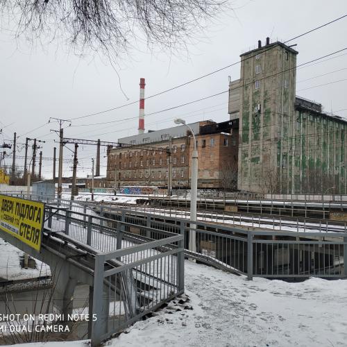 Фото Пішохідний міст над вул. Космічній