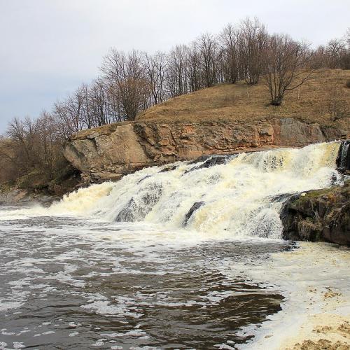 Фото Водоспад Вчелька