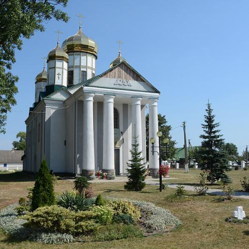 Фото Ансамбль Хрестовоздвиженської 1825р