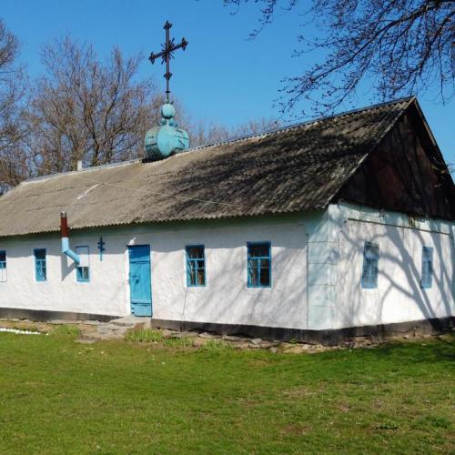 Фото Старовинна сільська будівля