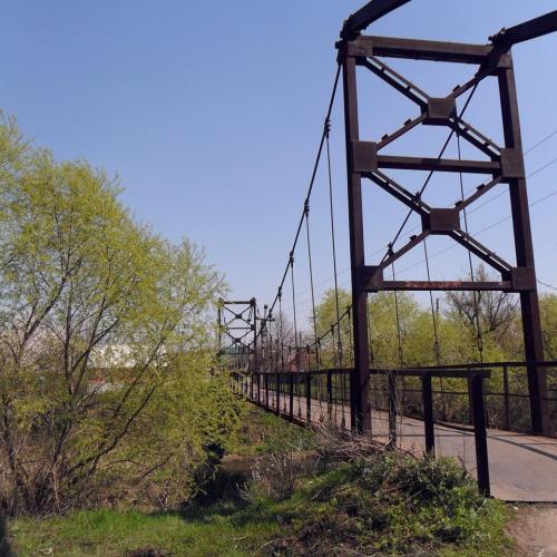 Фото Металічний міст через річку Кривий Торець