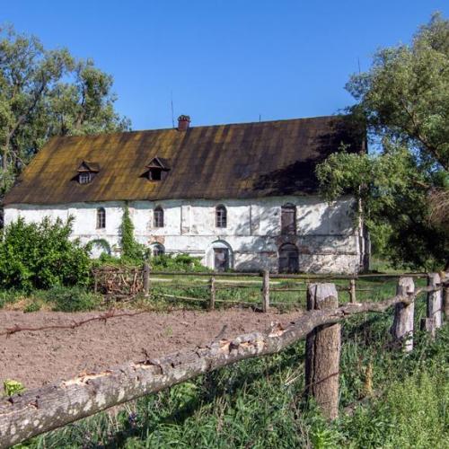 Фото Склад. Колишній мурований водяний млин 1795р