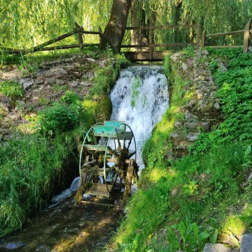 Фото Джерельний каскад річки Західний Буг